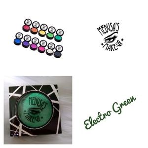 ❤️5/$20❤️Medusa's Makeup Electro Eyeshadow